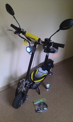 Электросамокат с зеркалами Электросамокаты